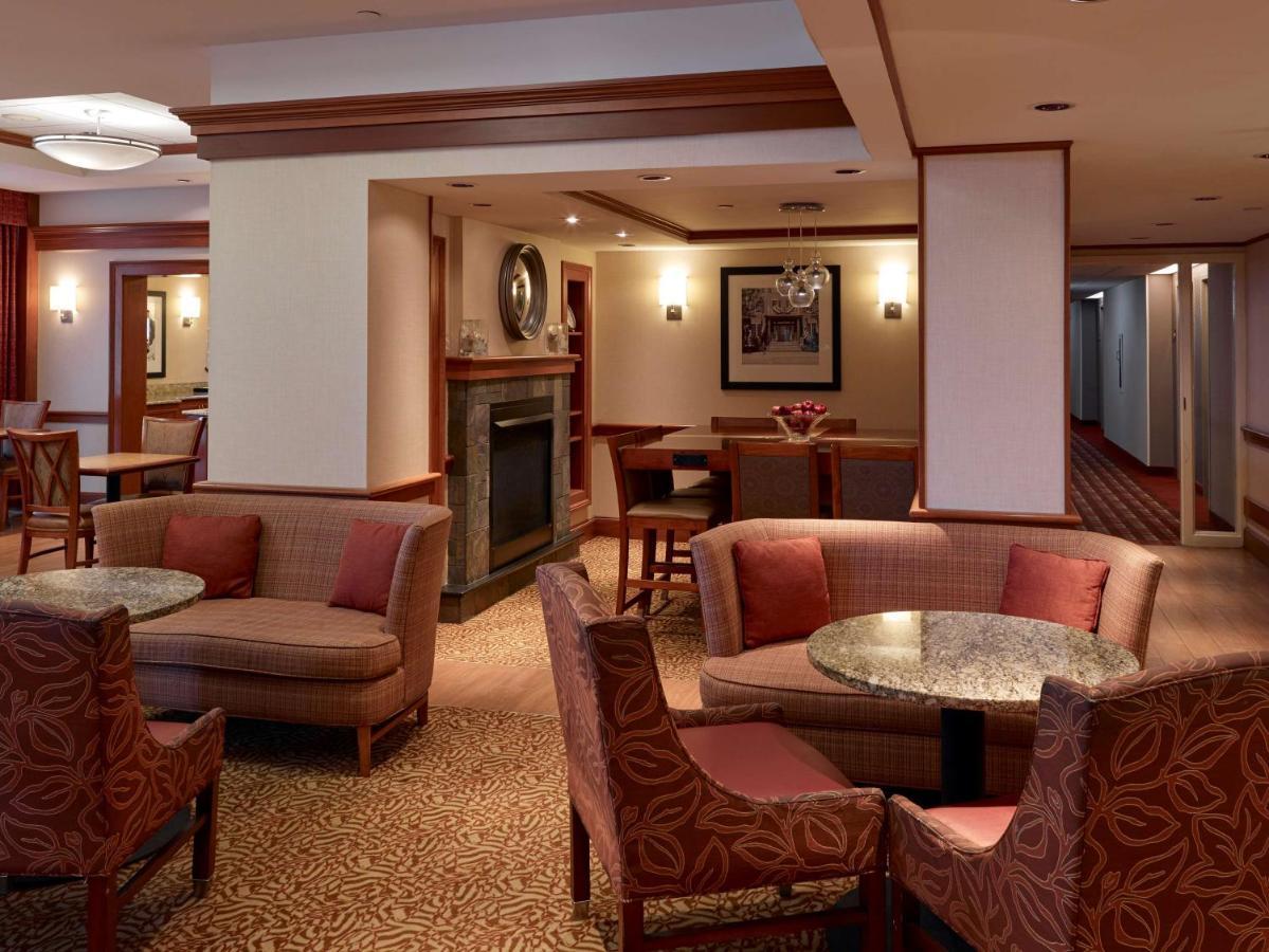 Hampton Inn Portland-Airport Южен Портланд Екстериор снимка