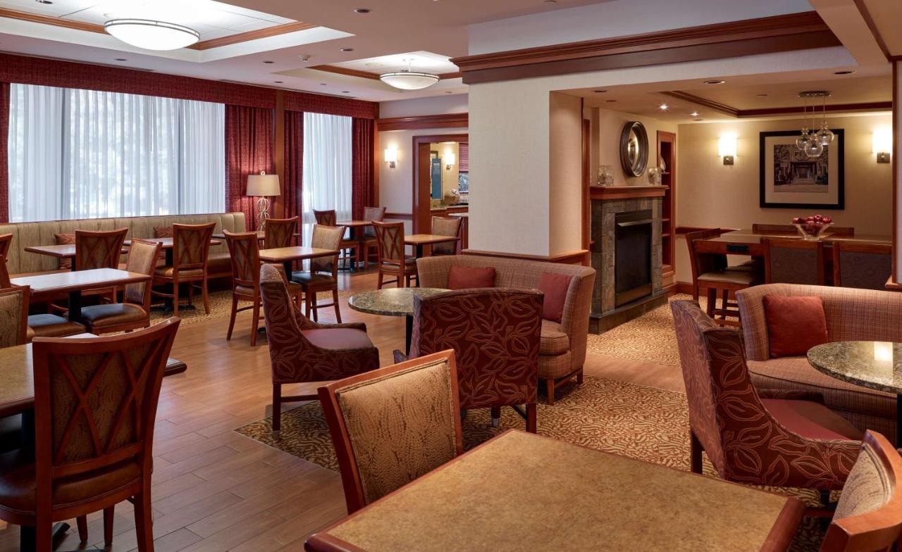 Hampton Inn Portland-Airport Южен Портланд Екстериор снимка